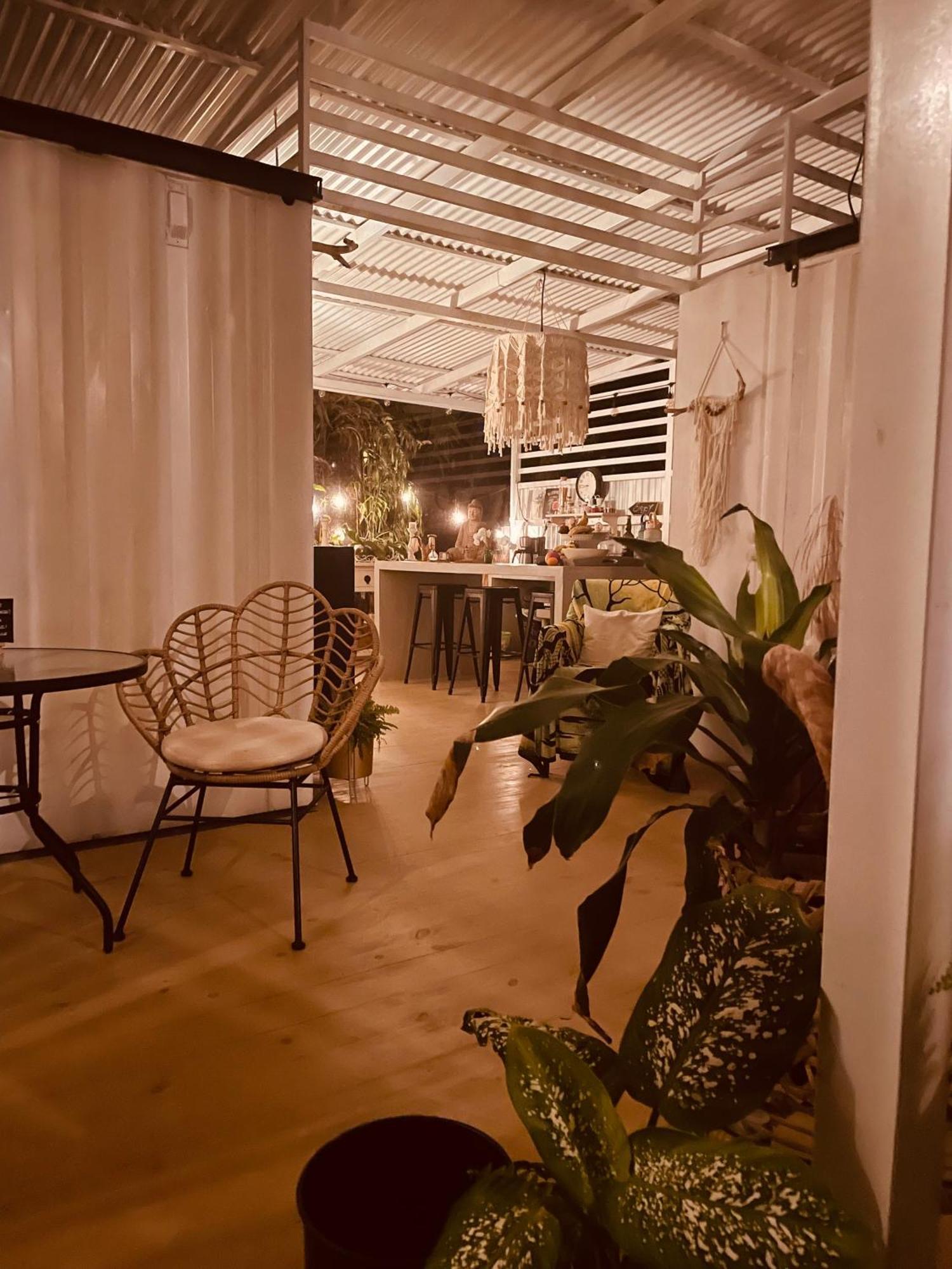 مبيت وإفطار Puerto Viejo de Talamanca Casa Luce المظهر الخارجي الصورة