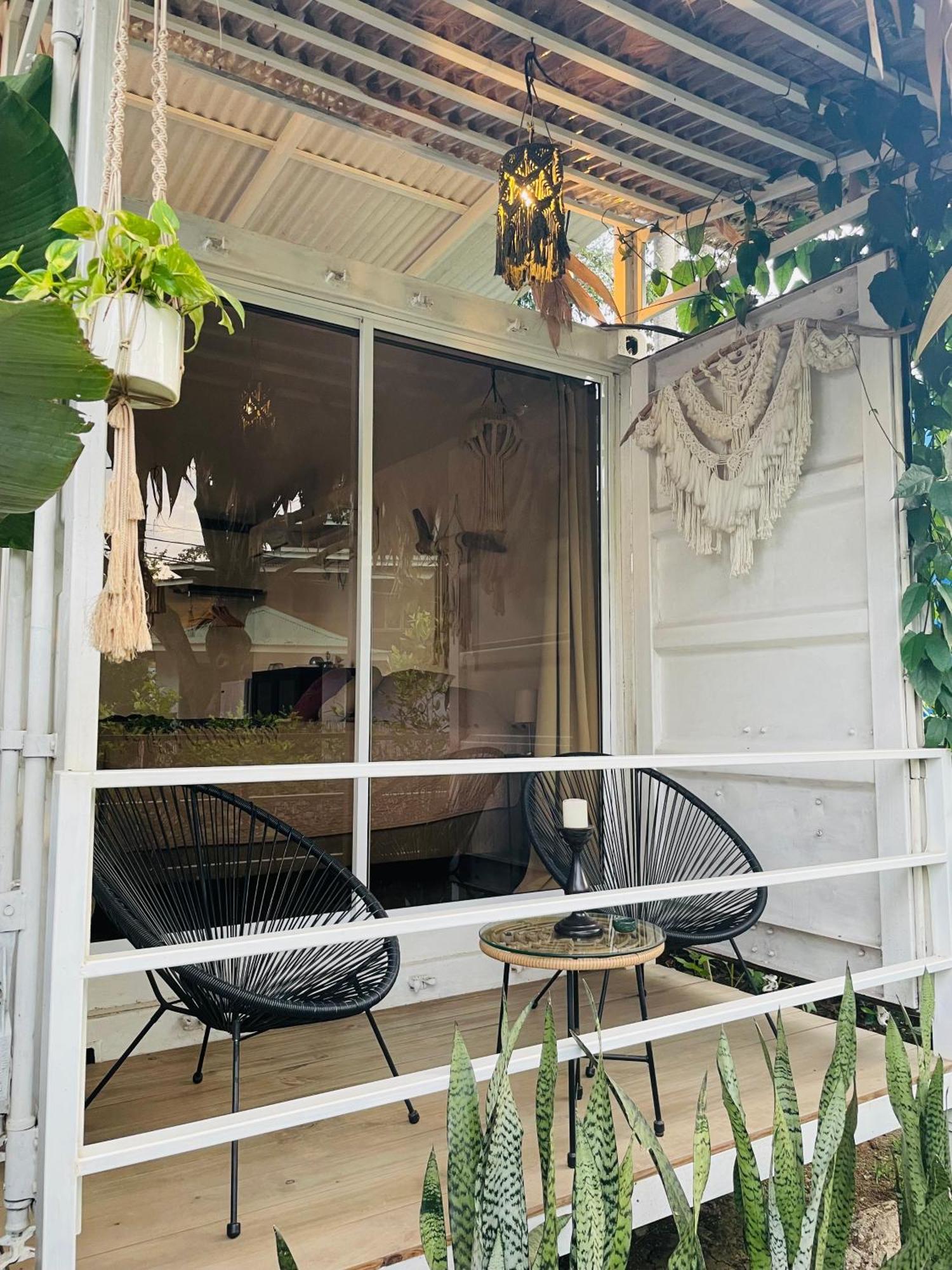 مبيت وإفطار Puerto Viejo de Talamanca Casa Luce المظهر الخارجي الصورة